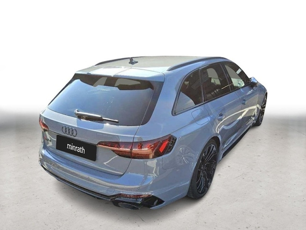 Audi RS4