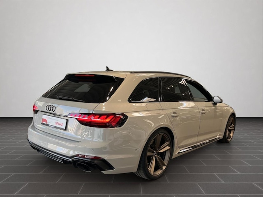 Audi RS4