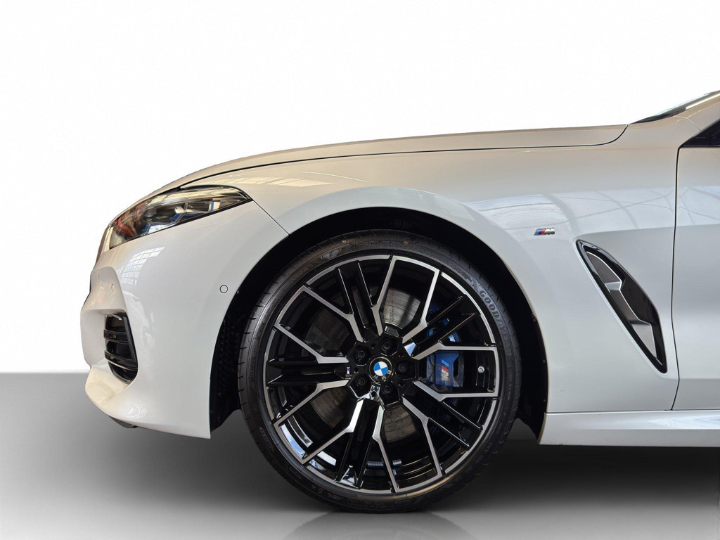 BMW M850