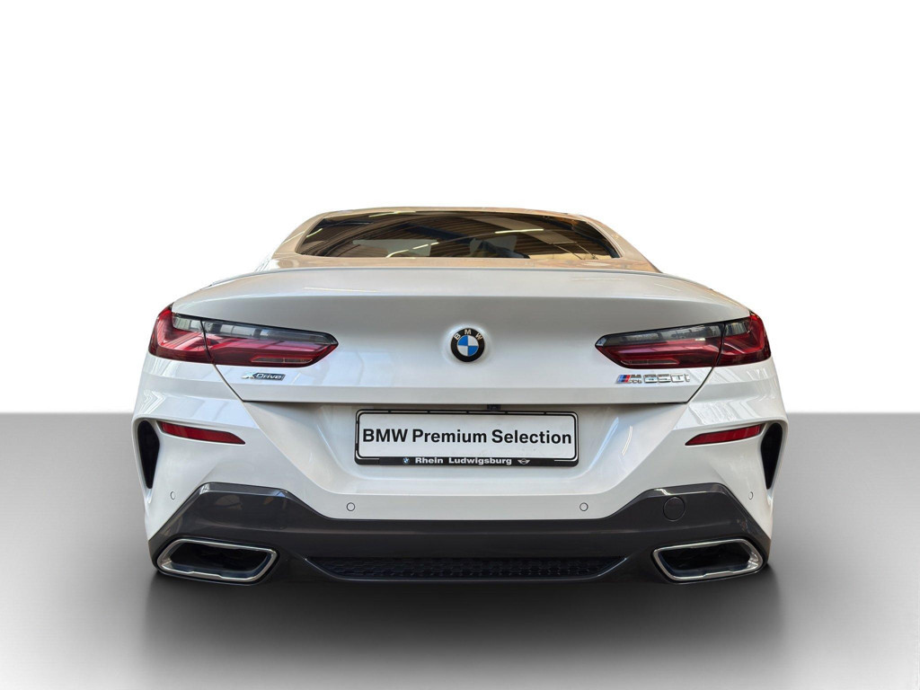 BMW M850
