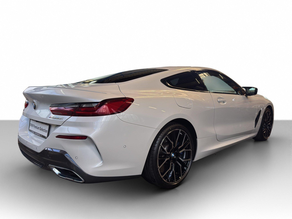 BMW M850