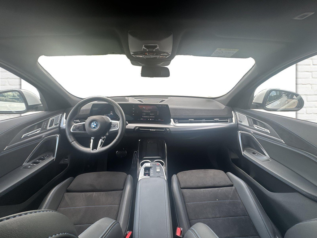 BMW iX2