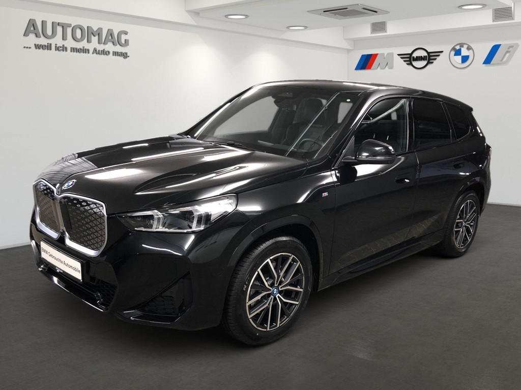 BMW iX1 xDrive30