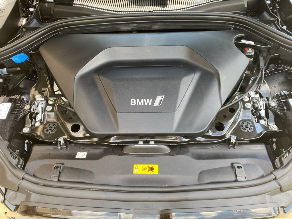BMW iX2