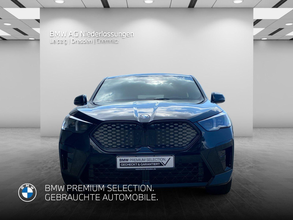 BMW iX2