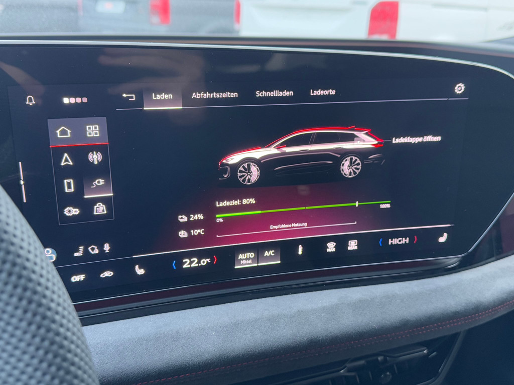 Audi S6 e-tron
