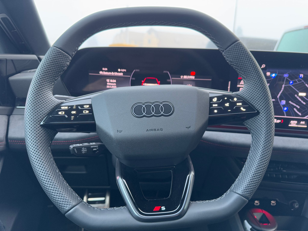 Audi S6 e-tron
