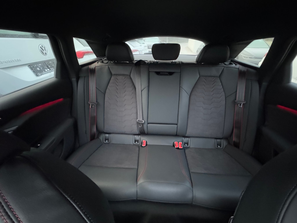 Audi S6 e-tron