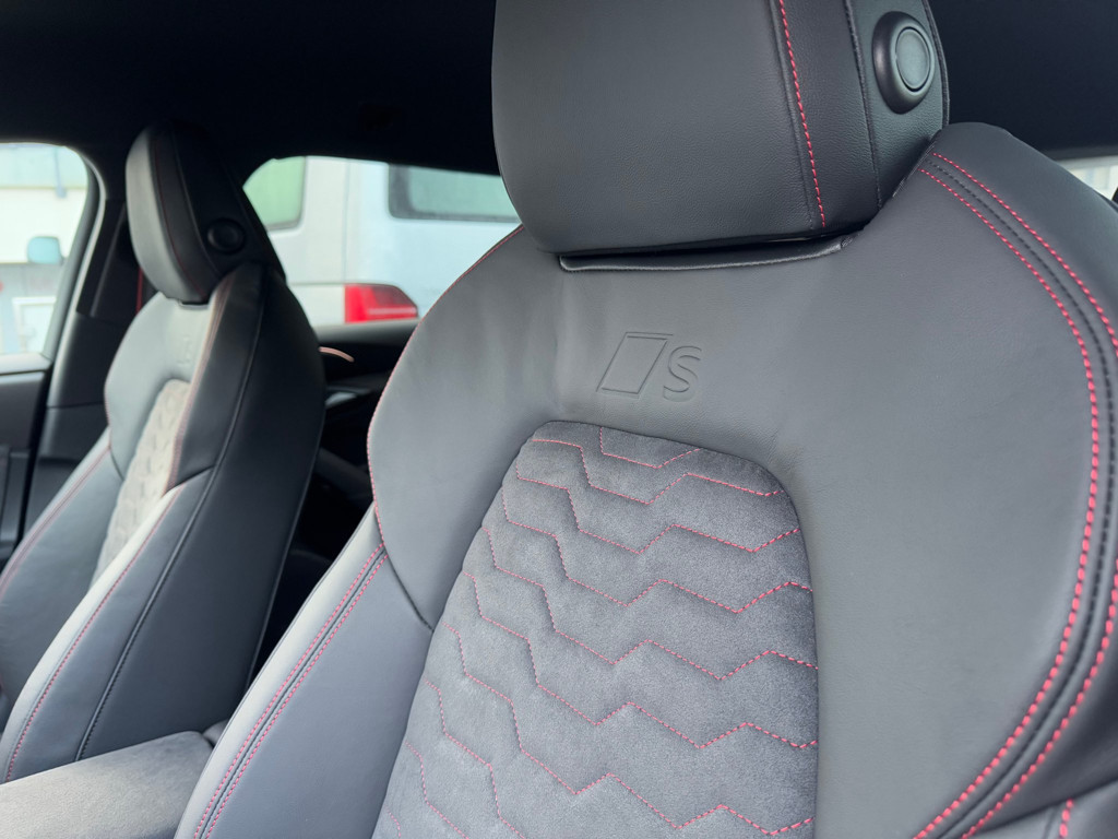 Audi S6 e-tron