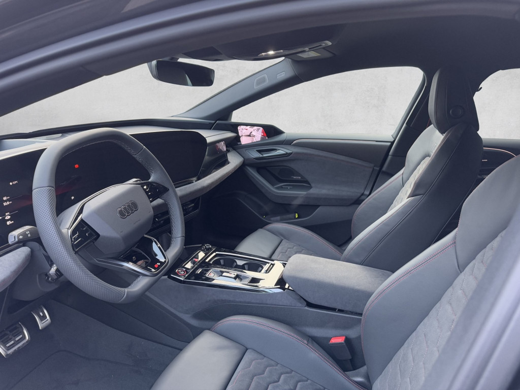 Audi S6 e-tron