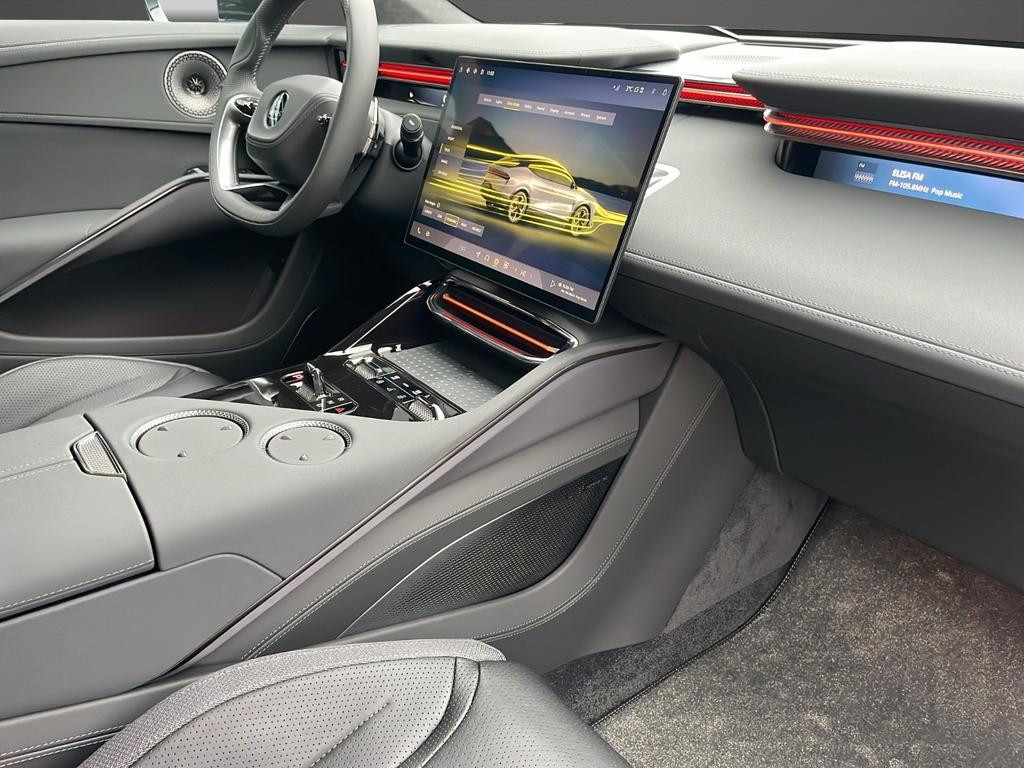 Lotus Eletre