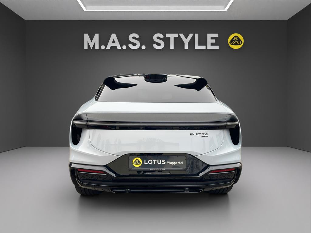 Lotus Eletre