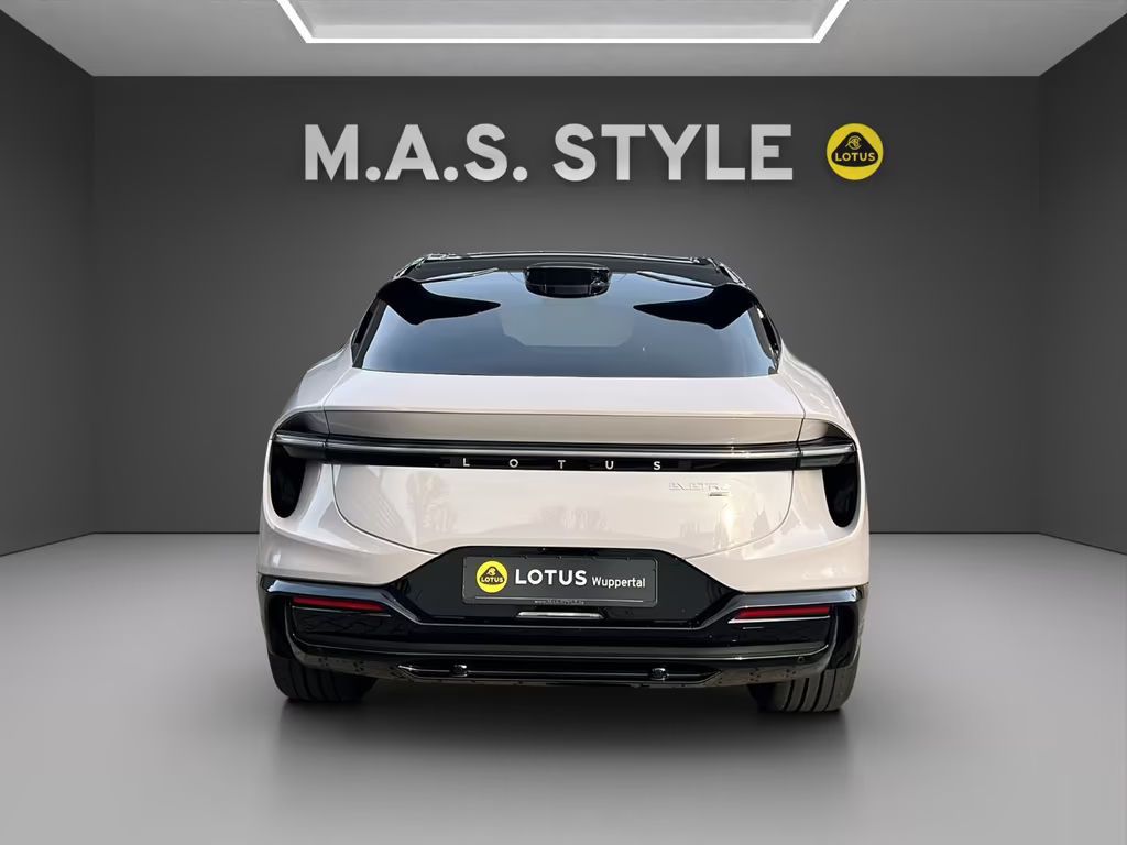 Lotus Eletre