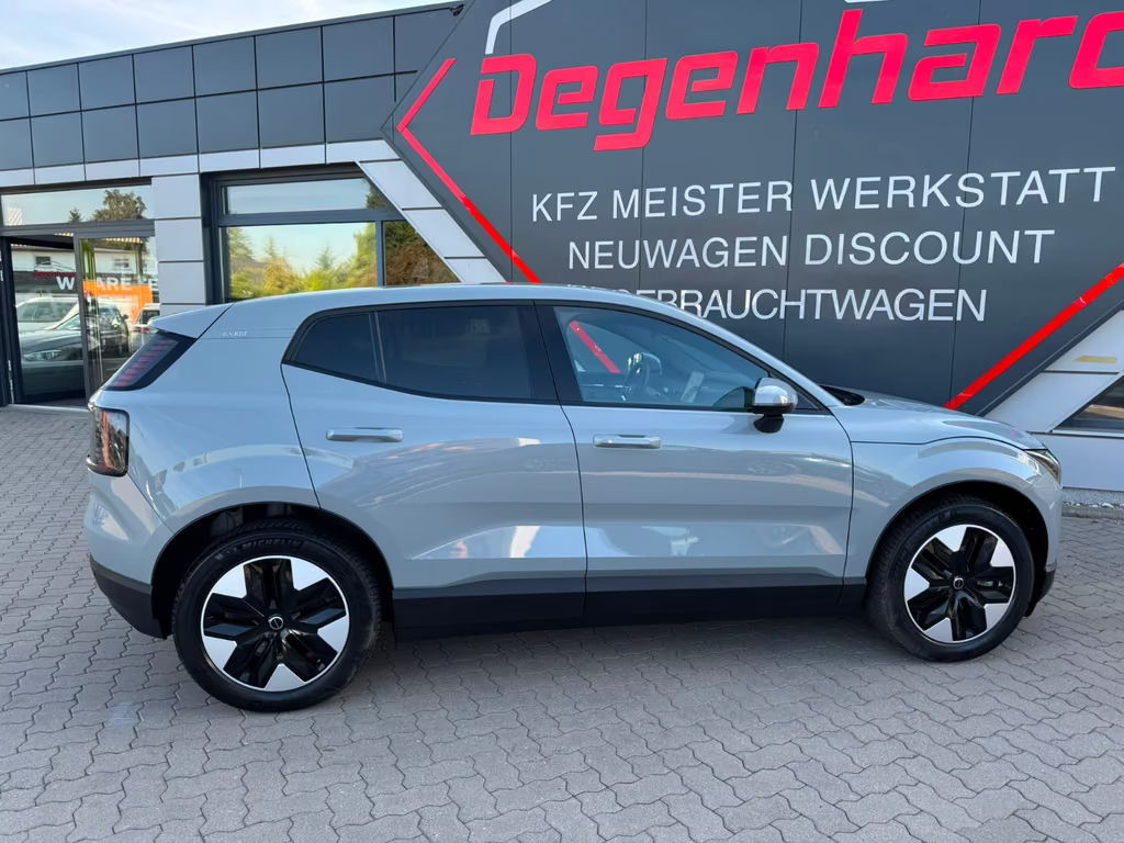 Volvo EX30