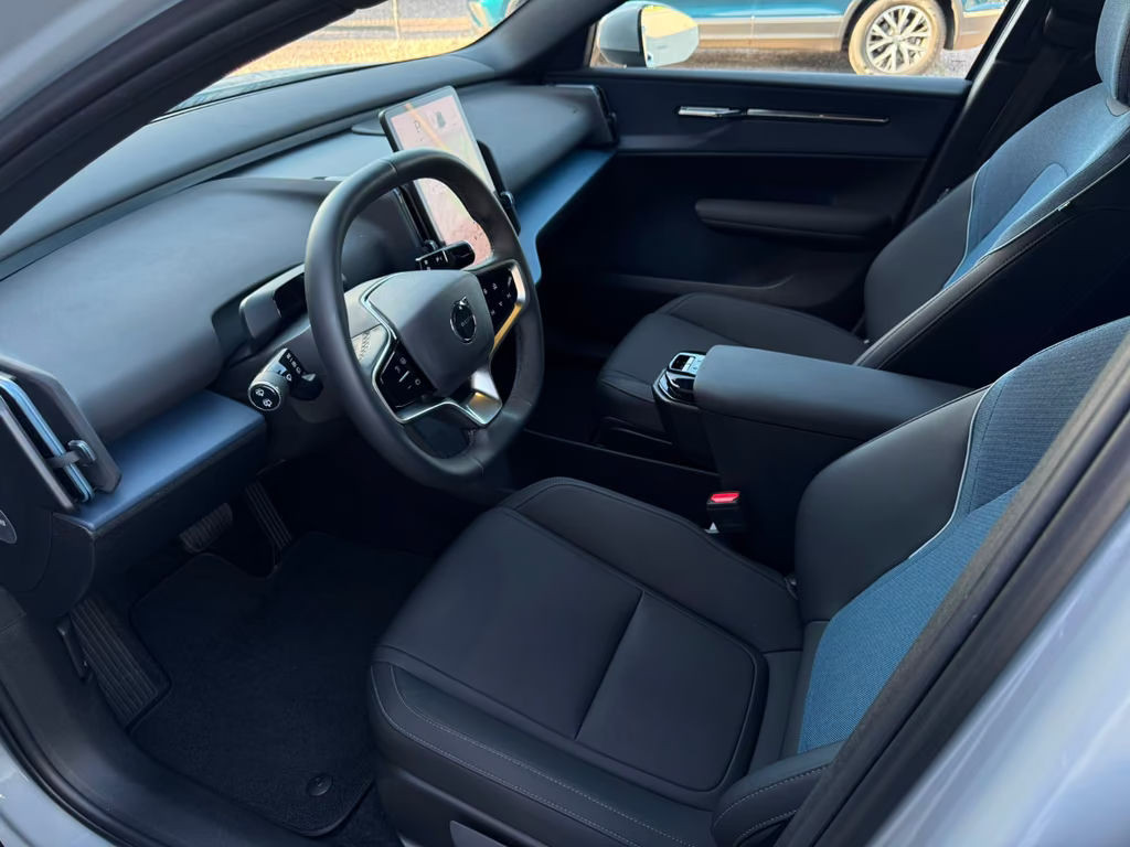 Volvo EX30