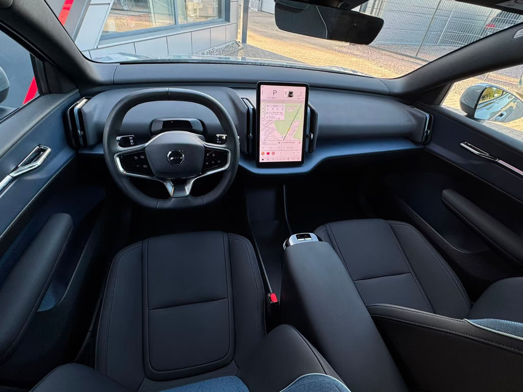 Volvo EX30