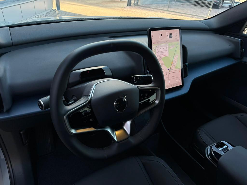 Volvo EX30