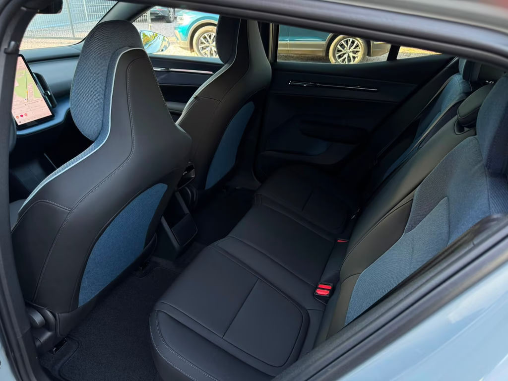Volvo EX30