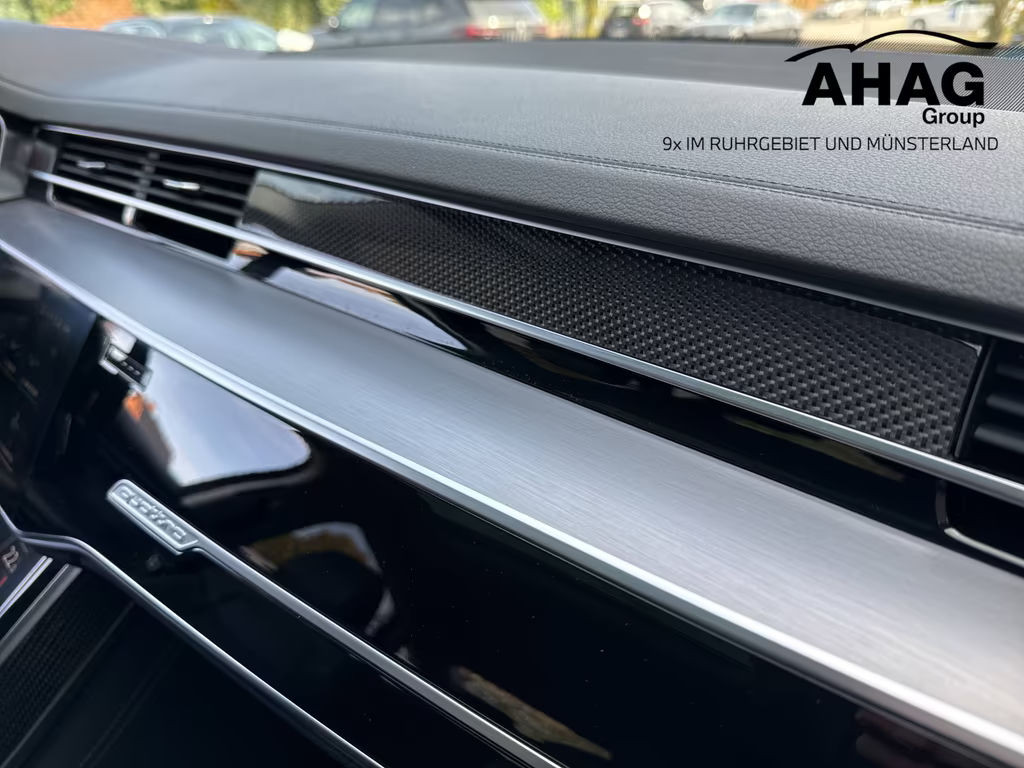 Audi S8