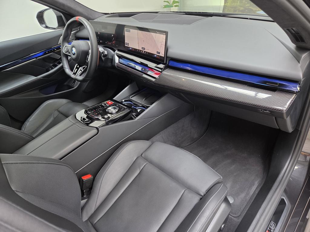 BMW M5