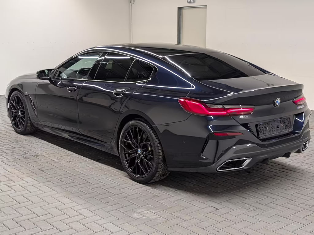 BMW M850