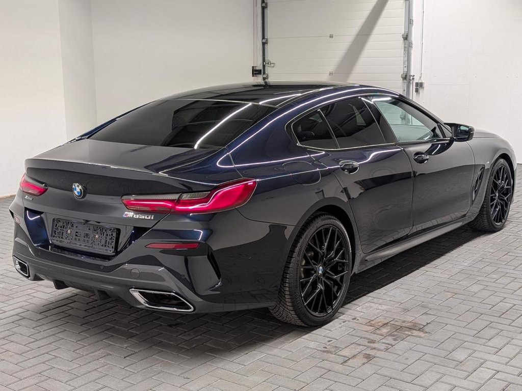 BMW M850