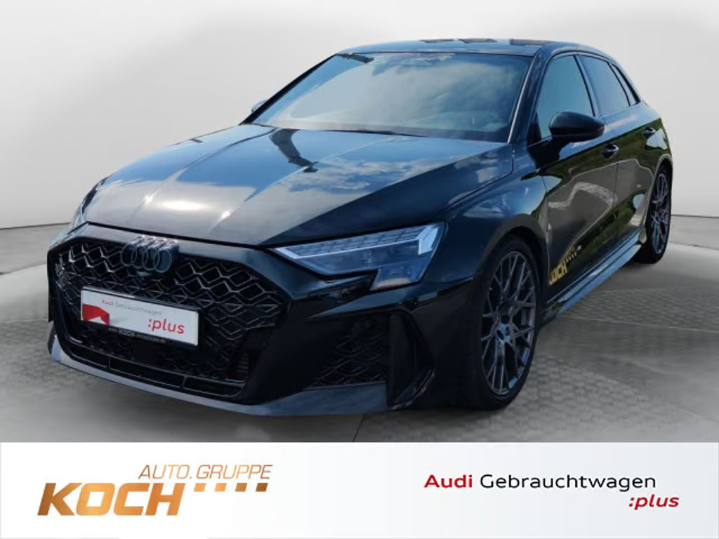 Audi RS3 Sportback Sedan Quattro S-Tronic