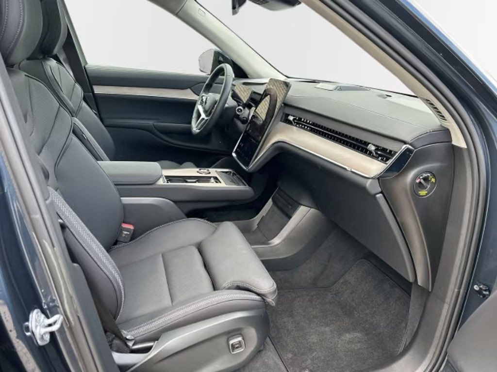 Volvo EX90