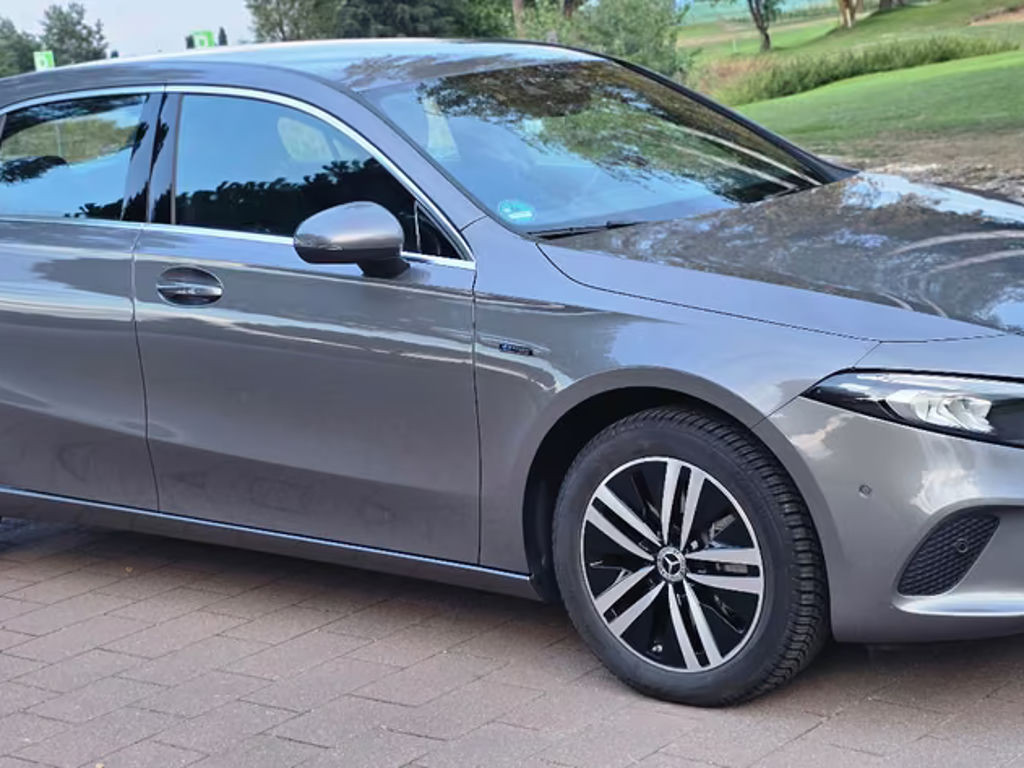 Mercedes-Benz A-Klasse A 250 A 250 e Progressive