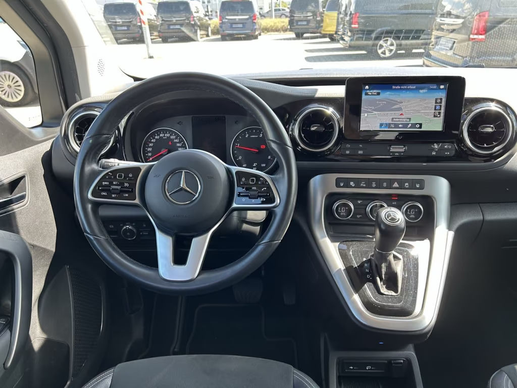 Mercedes-Benz T 180