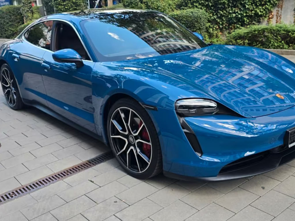 Porsche Taycan