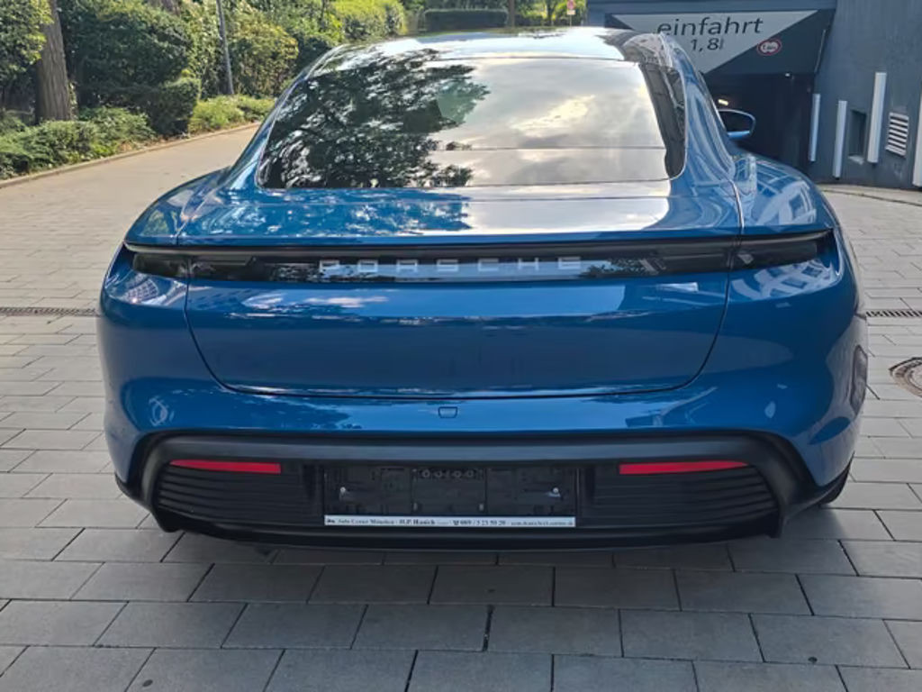 Porsche Taycan