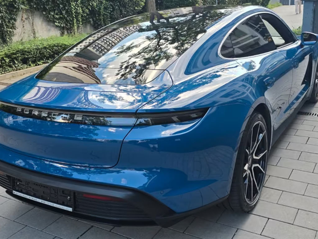 Porsche Taycan