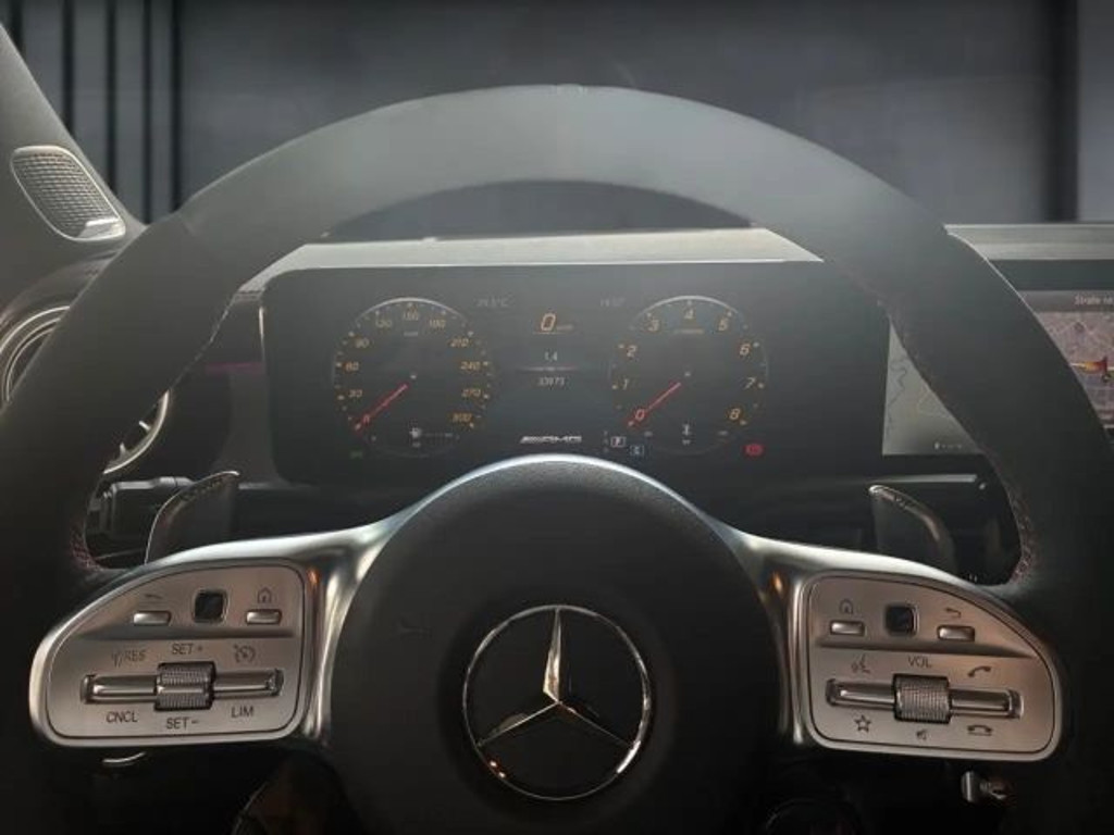 Mercedes-Benz A-Klasse AMG CLA Coupé 4MATIC CLA 45 AMG