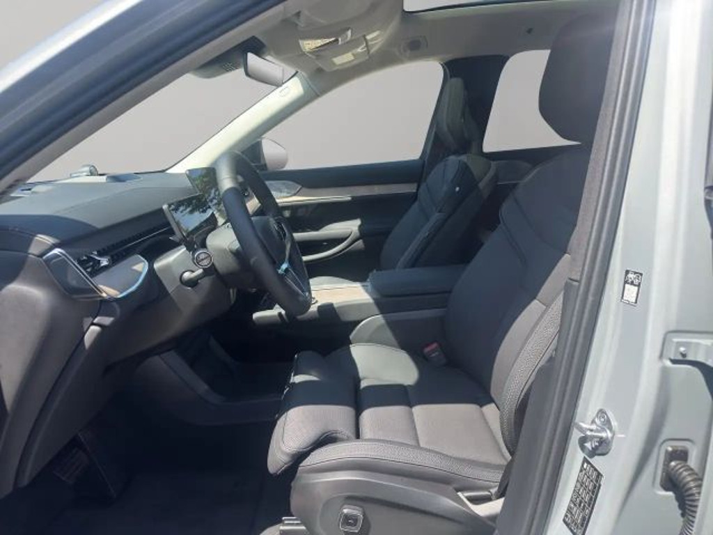 Volvo EX90
