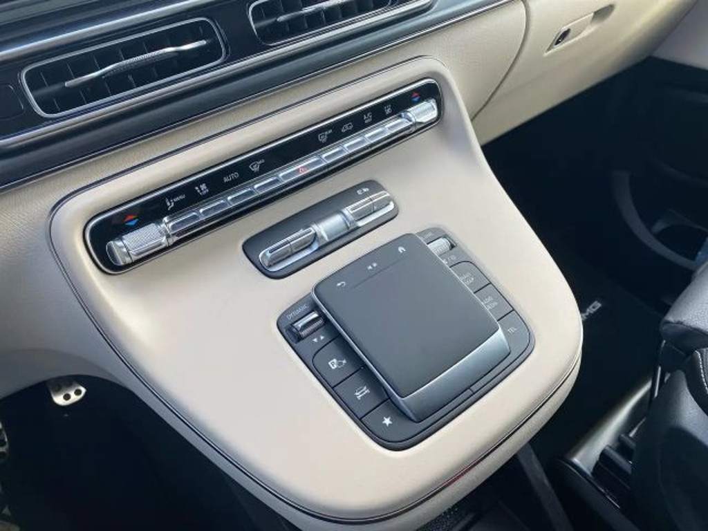 Mercedes-Benz Marco Polo