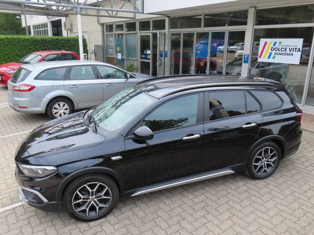 Fiat Tipo Station wagon Cross