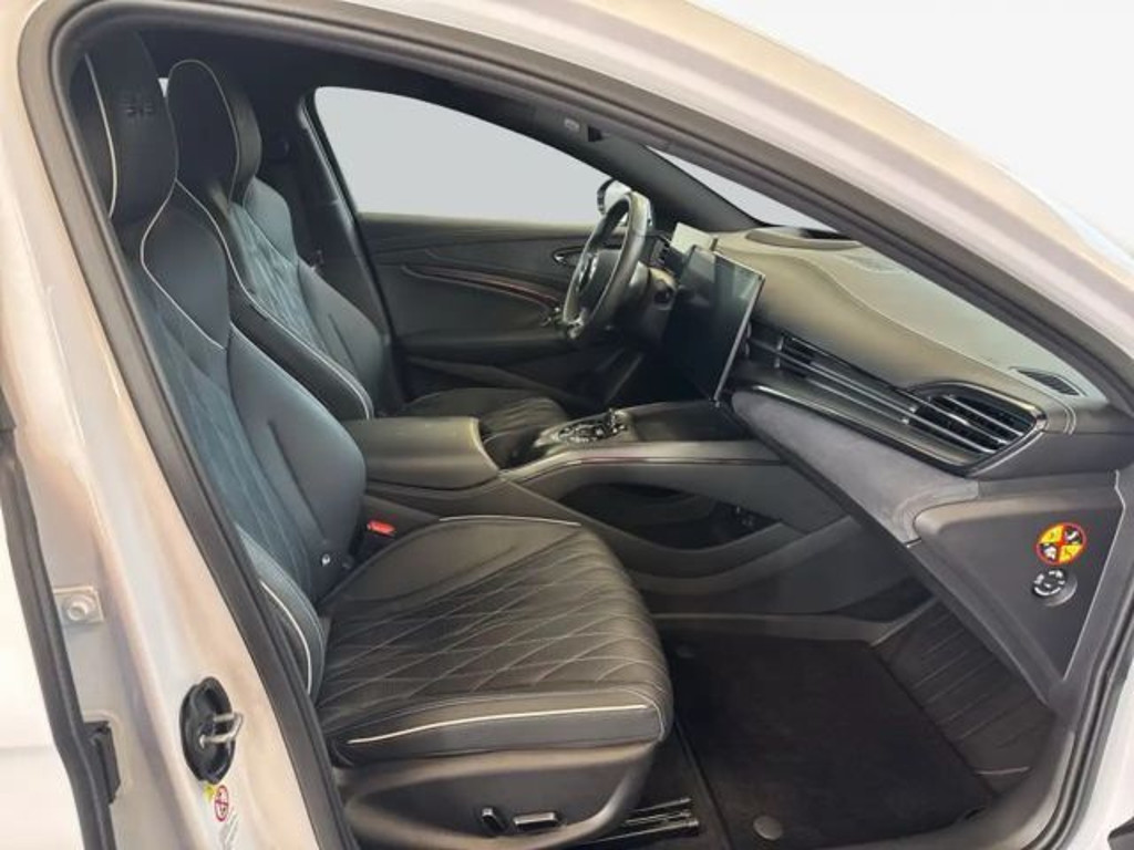 BYD Seal