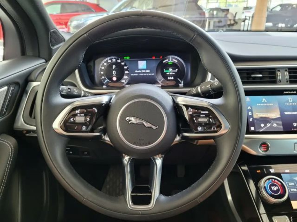 Jaguar I-Pace
