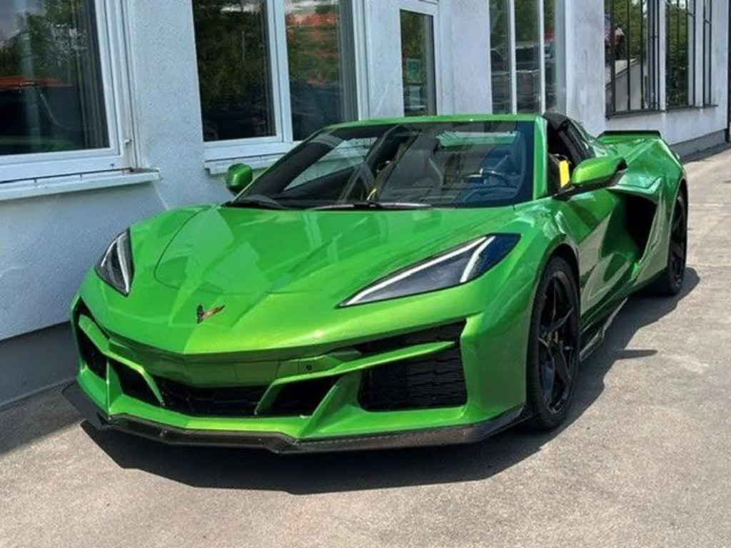 Corvette C8