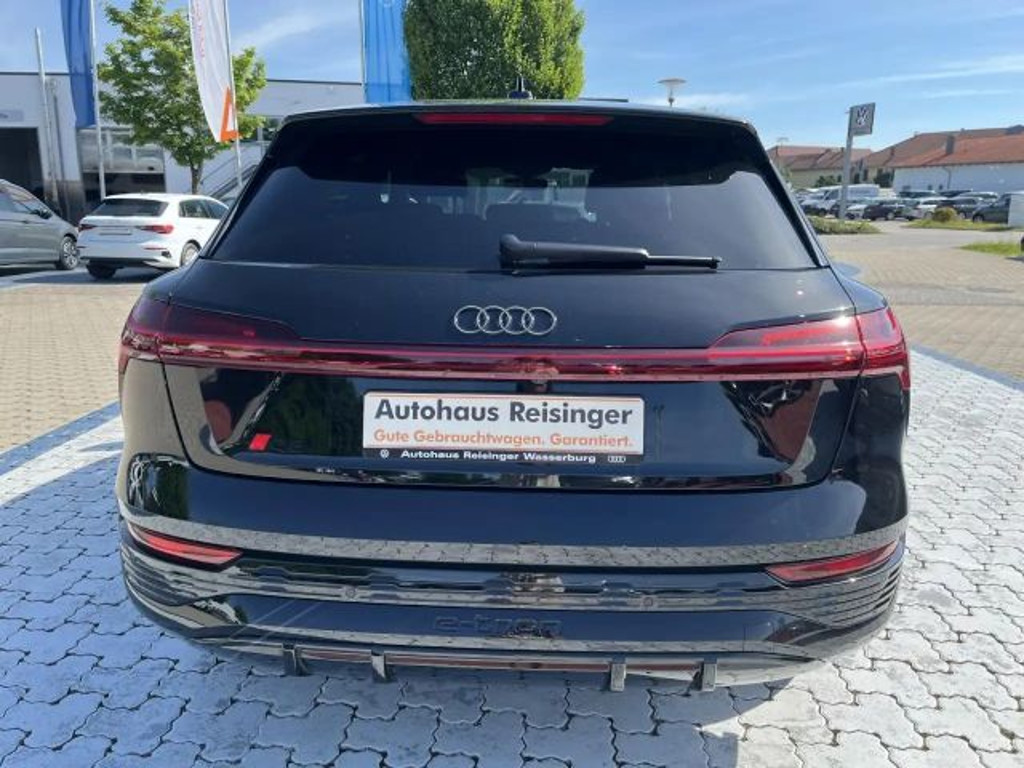 Audi Q8 e-tron