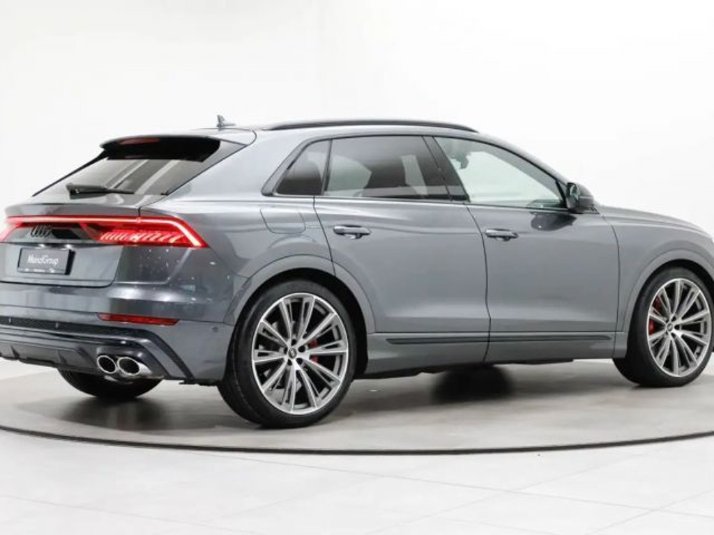 Audi SQ8