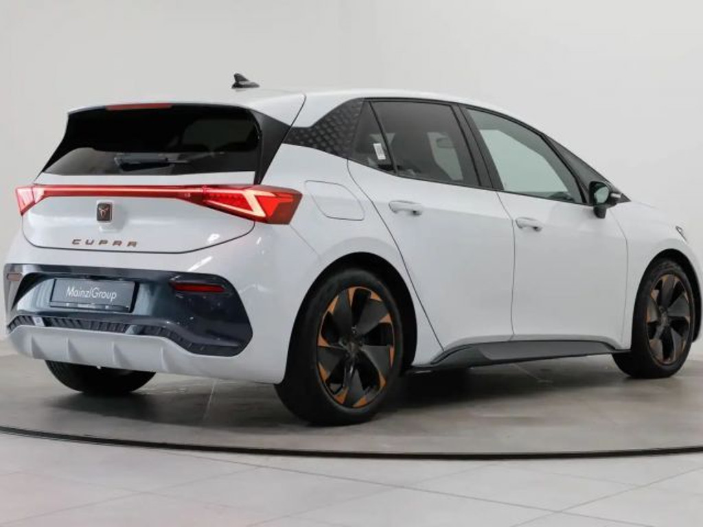 Cupra Born