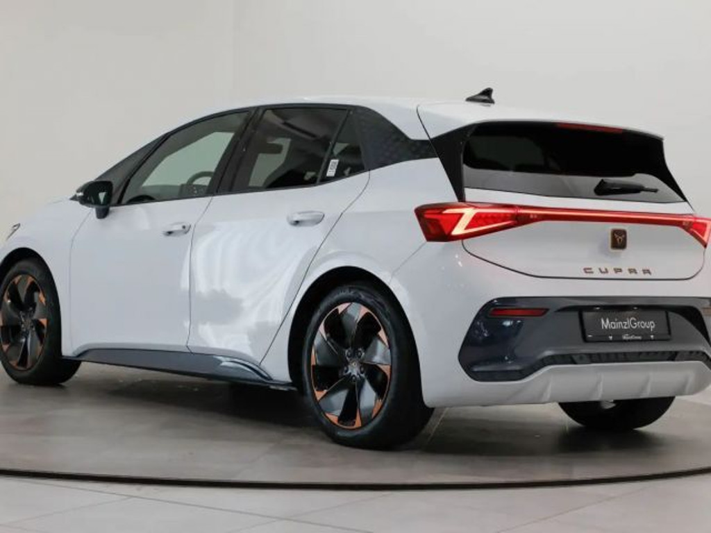 Cupra Born