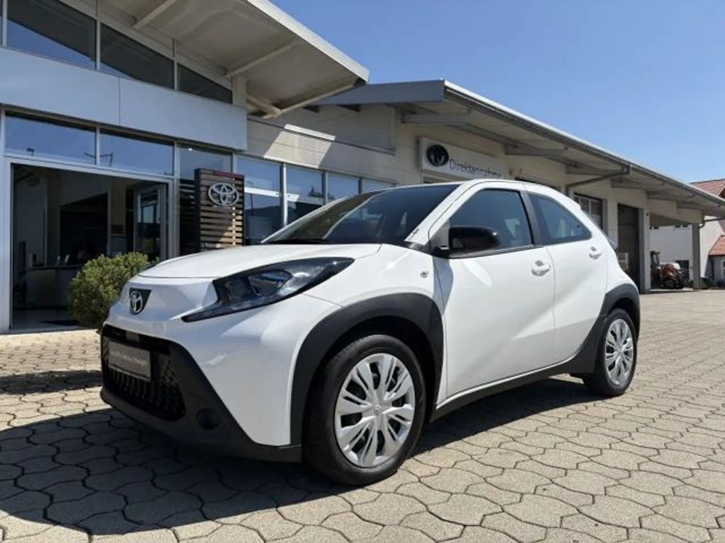 Toyota Aygo X Hatchback Play