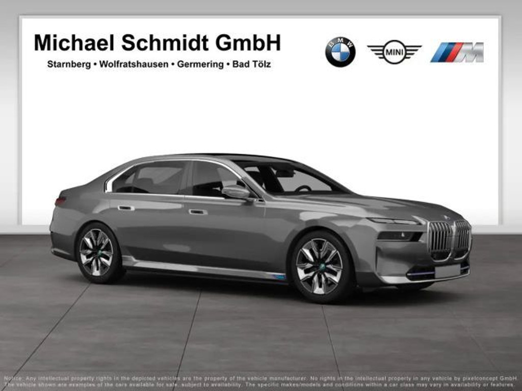 BMW i7