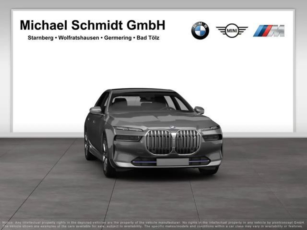 BMW i7