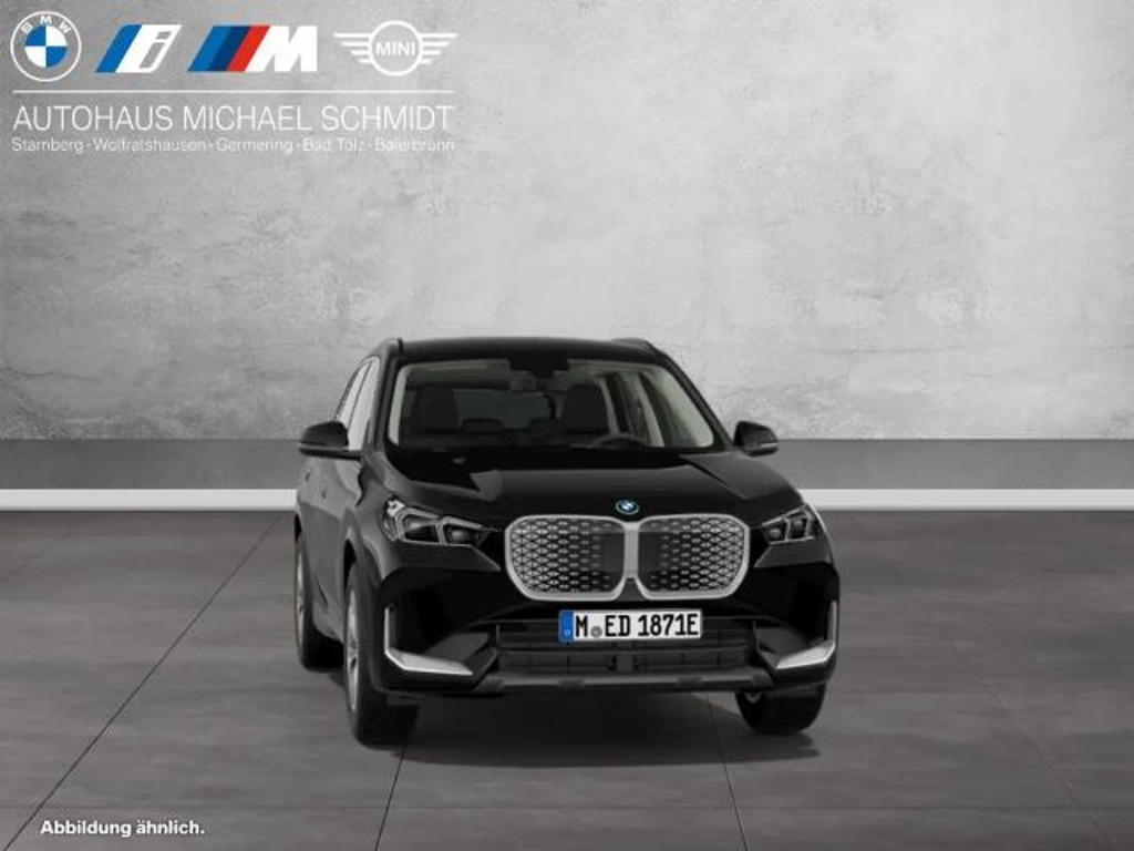 BMW iX1