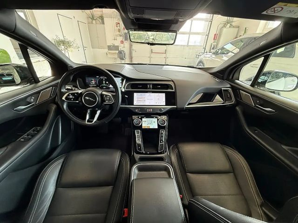 Jaguar I-Pace