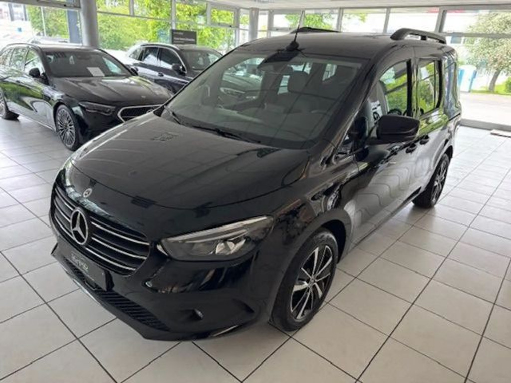 Mercedes-Benz T 180